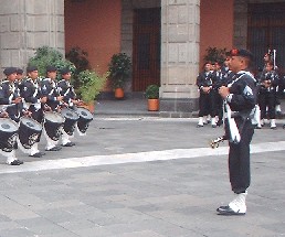 Comandante de la Banda de Guerra de Fusileros Paracaidistas de Marina, Archivo 3 de Dian@